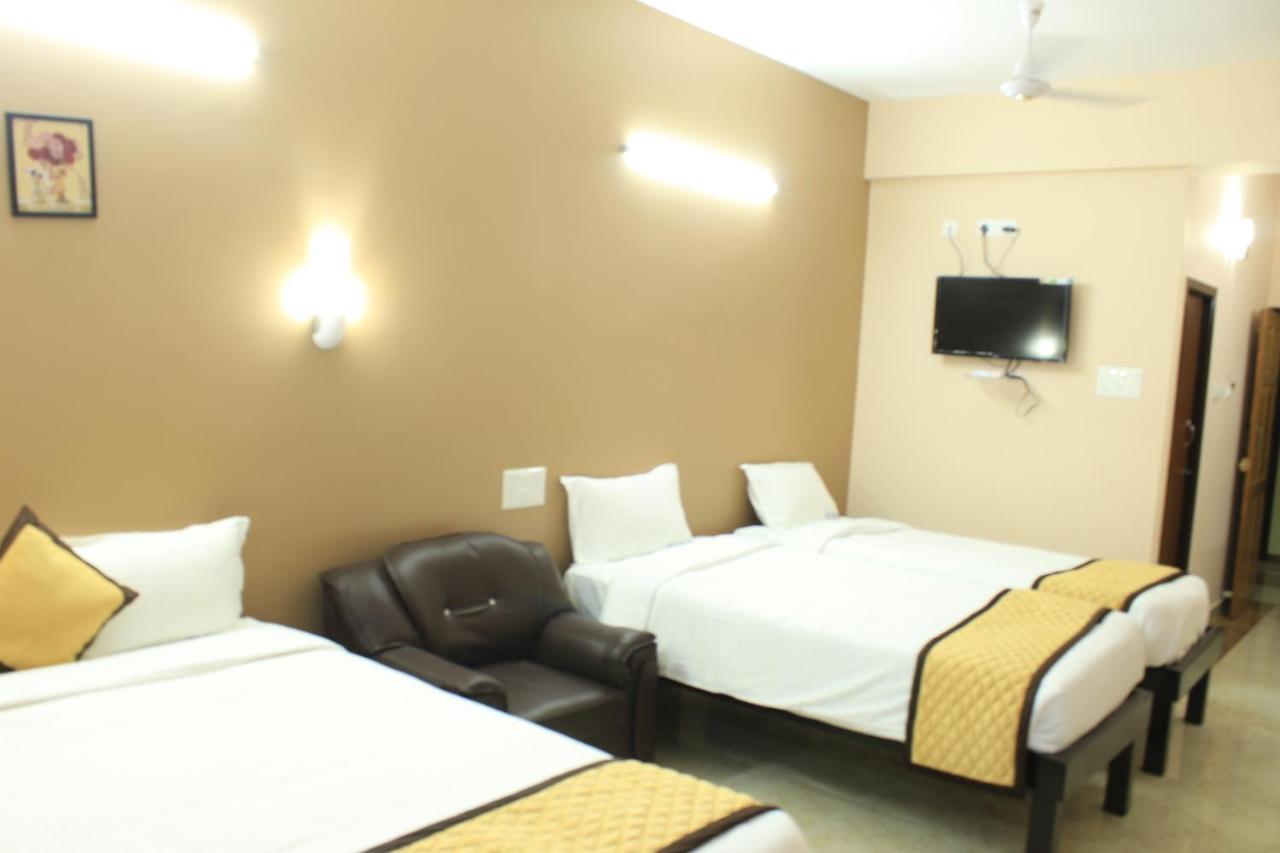 The Chennai Inn ภายนอก รูปภาพ