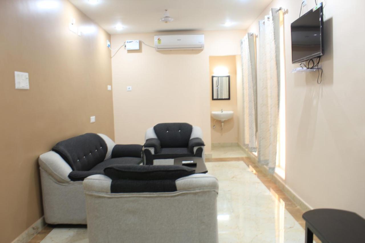The Chennai Inn ภายนอก รูปภาพ