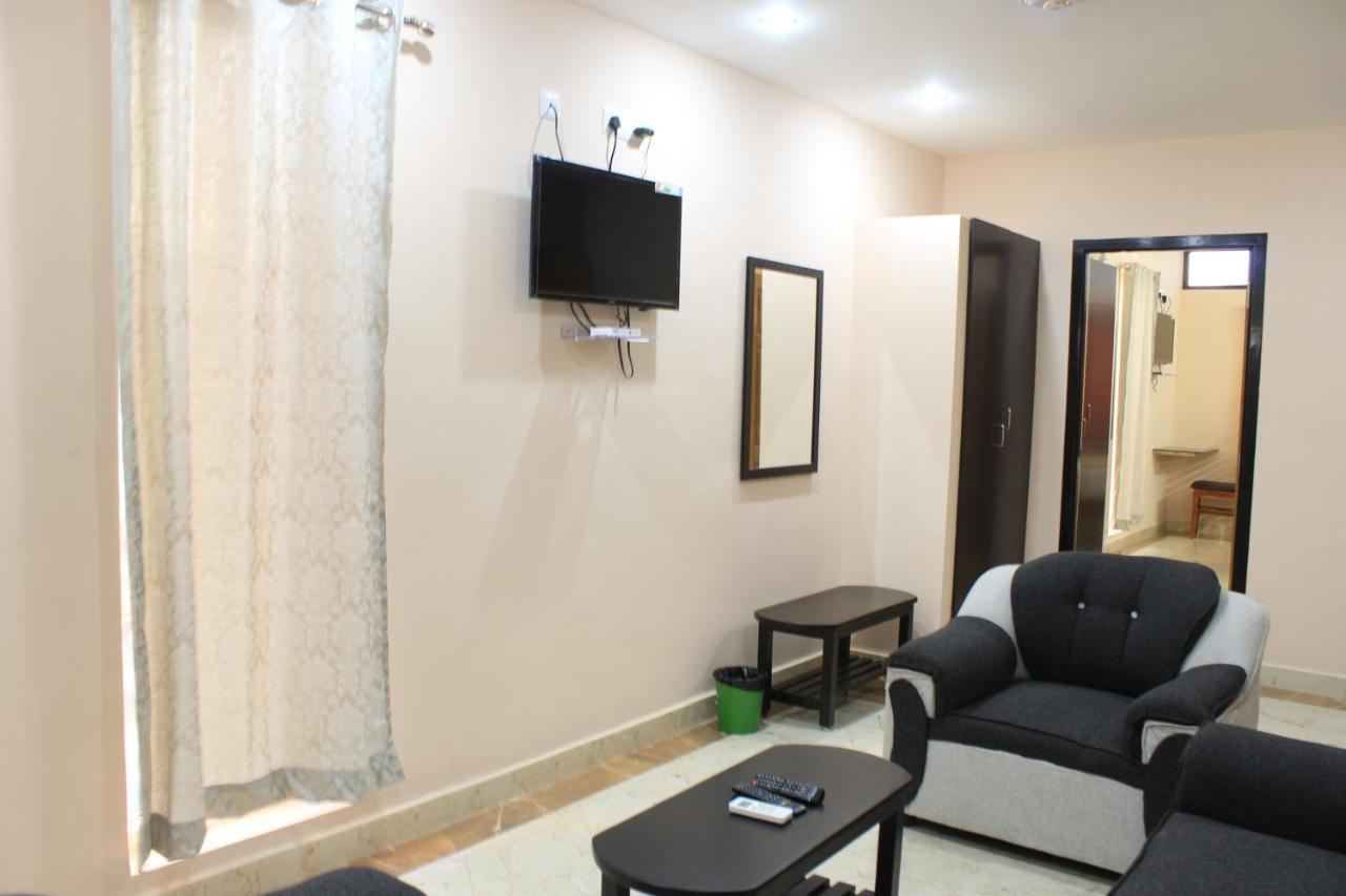 The Chennai Inn ภายนอก รูปภาพ